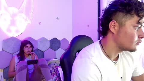 TORI AND MR. BEAR online show from January 20, 2025, 6:10 pm