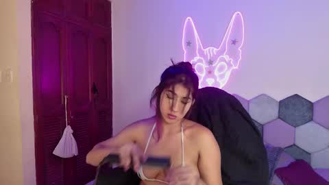 TORI AND MR. BEAR online show from February 27, 2025, 7:15 pm