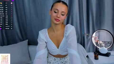 Snapshot of desireeclipse chatting on November 28, 2025, 6:27 am Willow online show from November 28, 2025, 6:27 am