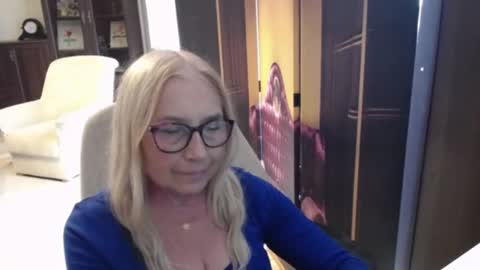 Snapshot of desiresofia chatting on July 12, 2026, 1:35 pm S O F I A online show from July 12, 2026, 1:35 pm