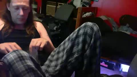 Snapshot of desolation2012 chatting on October 1, 2025, 7:36 am desolation2012 online show from October 1, 2025, 7:36 am