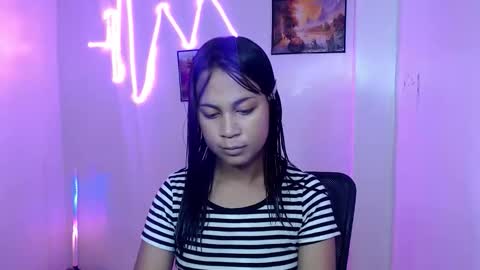 Snapshot of dess_morena chatting on June 8, 2026, 8:37 am Dess online show from June 8, 2026, 8:37 am