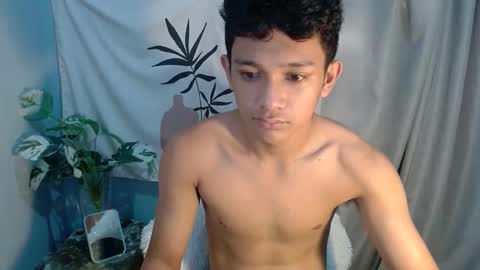 Snapshot of destroyer_joshx chatting on October 16, 2025, 11:39 pm destroyer_joshx online show from October 16, 2025, 11:39 pm
