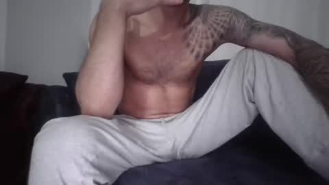 Destrudo online show from November 23, 2025, 6:41 pm