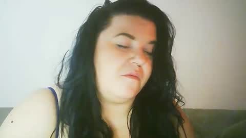 deuxamoureuxhot online show from April 24, 2026, 10:45 pm