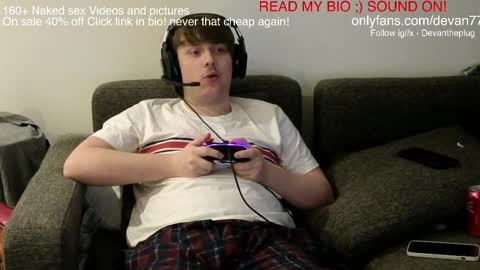 Devan online show from March 9, 2025, 10:41 am