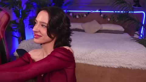 Snapshot of devilinee chatting on January 7, 2026, 6:38 am devilinee online show from January 7, 2026, 6:38 am