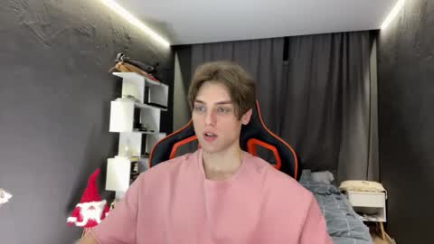 devilnut1 online show from November 27, 2025, 6:59 am