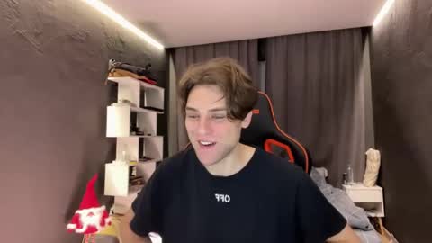 devilnut1 online show from December 2, 2025, 6:30 am