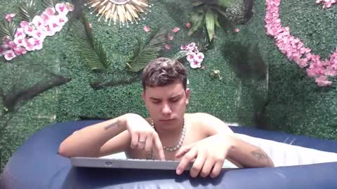 Devil online show from November 1, 2025, 2:57 am