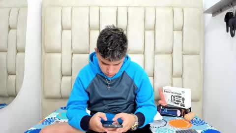 Devil online show from November 22, 2025, 2:43 am