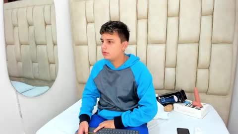 Devil online show from November 30, 2025, 6:34 pm