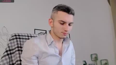 devin_ho online show from February 10, 2025, 8:00 pm