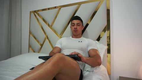 Snapshot of devin_hunter chatting on October 2, 2025, 3:35 am Devin Hunter online show from October 2, 2025, 3:35 am