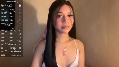 Devine Greyson online show from November 12, 2025, 1:22 pm