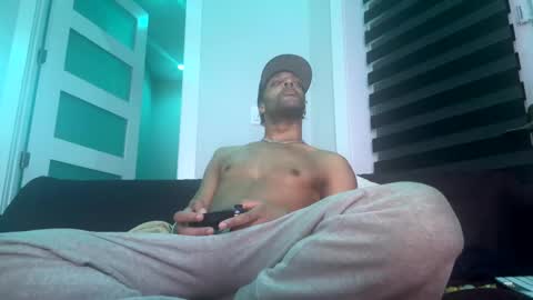 devinljclark online show from November 11, 2025, 8:58 am