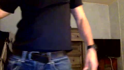 devjsav12 online show from November 1, 2025, 8:16 am