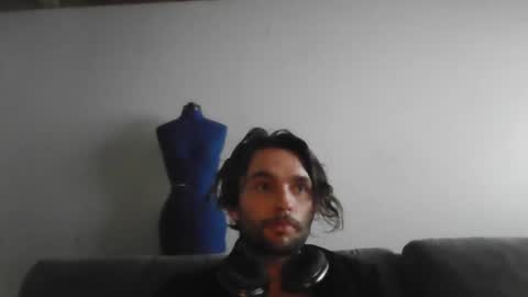 devyy333 online show from February 1, 2026, 3:32 pm