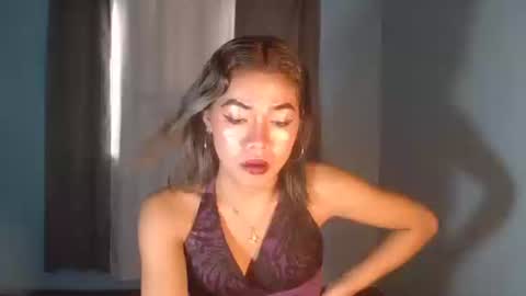 dexie121698 online show from January 25, 2025, 8:31 am