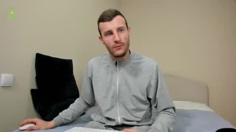 deymond_russo online show from February 18, 2026, 6:42 am