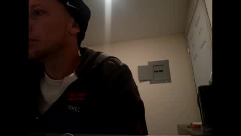 deznuts130 online show from February 13, 2026, 8:54 am