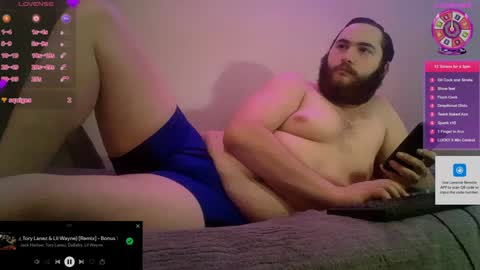 Snapshot of dguy0669 chatting on December 2, 2024, 8:30 am Dustin Independent Model online show from December 2, 2024, 8:30 am