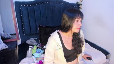 Snapshot of dhaniela_naugthy chatting on March 14, 2026, 2:50 am dhaniela naugthy online show from March 14, 2026, 2:50 am