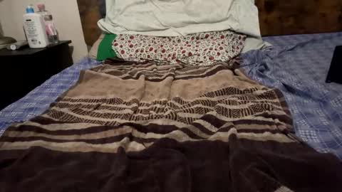 Snapshot of dhone66 chatting on February 1, 2025, 5:47 pm dhone66 online show from February 1, 2025, 5:47 pm