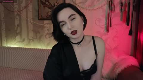 Diana Di Honey online show from April 22, 2026, 5:14 pm