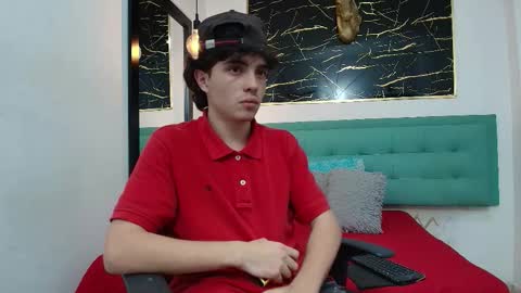   online show from October 15, 2025, 8:20 pm