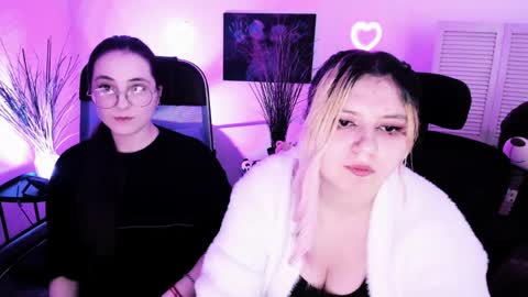 Dia online show from April 3, 2026, 8:40 pm