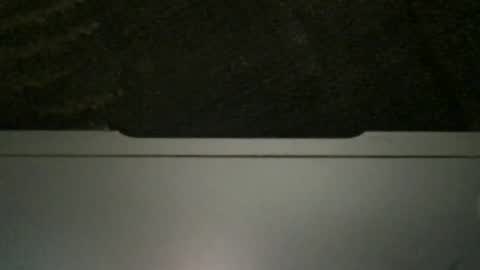 diablo8121 online show from April 27, 2026, 6:39 pm