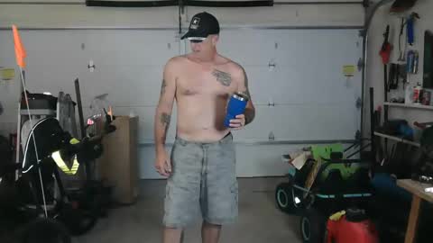 Yeti online show from April 2, 2026, 8:39 pm