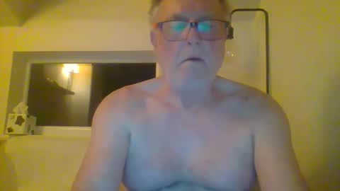 Snapshot of dial76 chatting on February 18, 2025, 3:42 am dial76 online show from February 18, 2025, 3:42 am