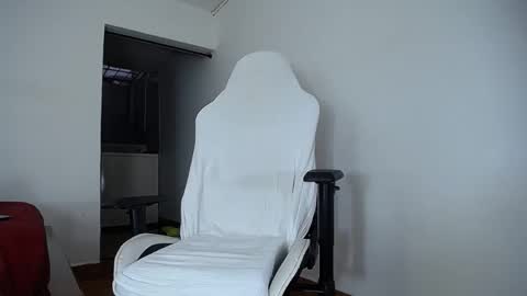 MaSSimo online show from October 22, 2025, 9:58 pm