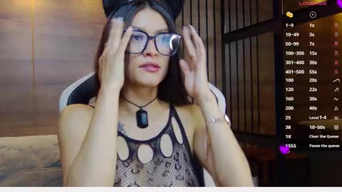 Camila and Megan online show from March 7, 2026, 11:07 am