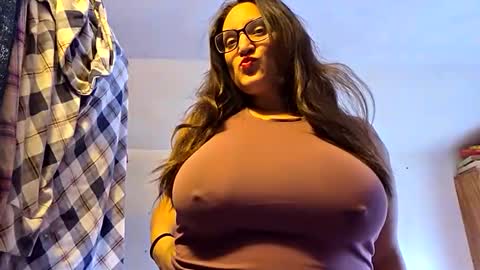 diamond_tease online show from December 1, 2025, 8:47 pm