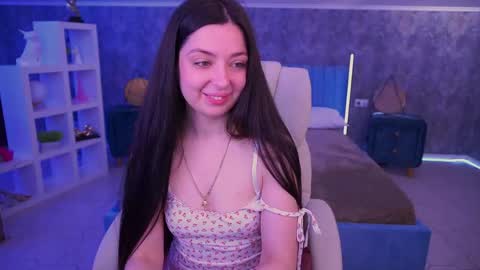 Snapshot of diamondeyeess chatting on June 8, 2026, 5:30 am Sasha online show from June 8, 2026, 5:30 am