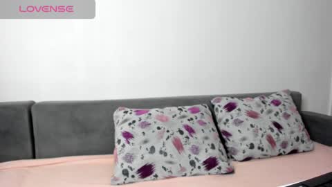 diamondkay_ online show from January 31, 2025, 11:46 am