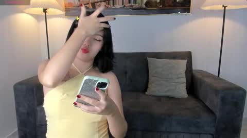 vanessa online show from February 17, 2026, 6:54 am