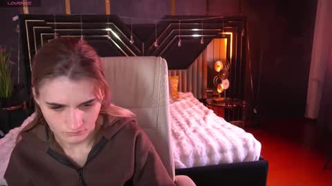 DiamondNina online show from March 8, 2026, 2:04 am