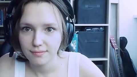 diana_back3 online show from October 1, 2025, 6:08 am