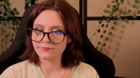 Snapshot of diana_floweri chatting on February 5, 2026, 10:42 am Diana online show from February 5, 2026, 10:42 am