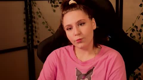 Snapshot of diana_floweri chatting on February 11, 2026, 9:36 am Diana online show from February 11, 2026, 9:36 am