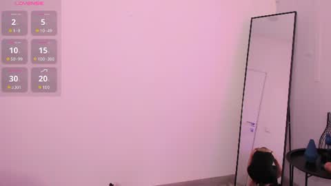 Snapshot of diana_garrett chatting on July 9, 2026, 8:40 am Diana online show from July 9, 2026, 8:40 am