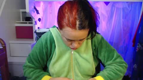Snapshot of diana_smit_ chatting on December 14, 2024, 8:08 pm diana online show from December 14, 2024, 8:08 pm