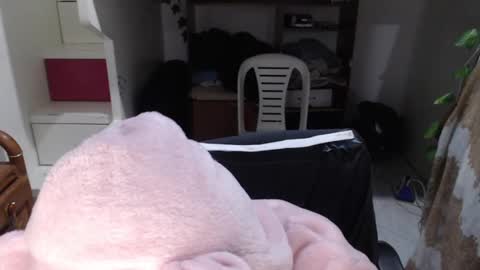 Snapshot of diana_smit_ chatting on January 11, 2025, 2:04 pm diana online show from January 11, 2025, 2:04 pm