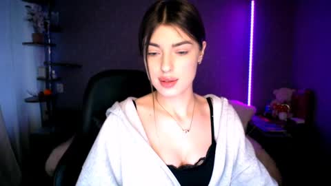 DIANA  online show from March 25, 2026, 2:45 pm