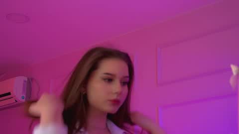 Diana online show from May 21, 2026, 6:26 pm
