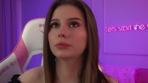 Diana online show from June 4, 2026, 6:25 pm